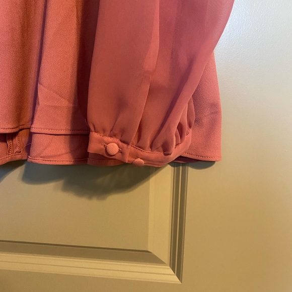 Pink peplum blouse - Picture 3 of 4